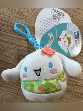 Squishmallow Cinnamoroll Keychain